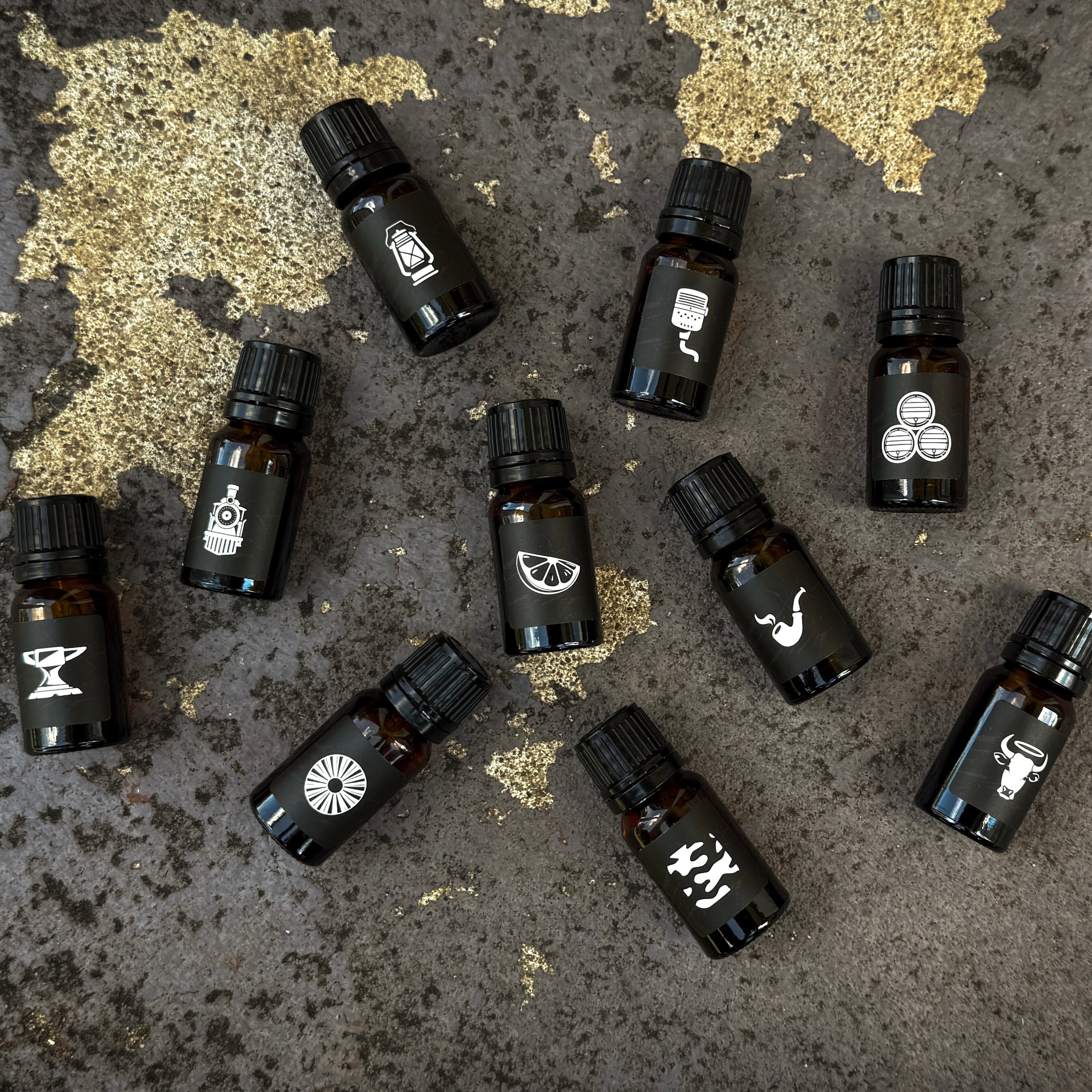 Explorer Beard Oil Kit - 8-Scent Sample Pack | CBC – Chattanooga